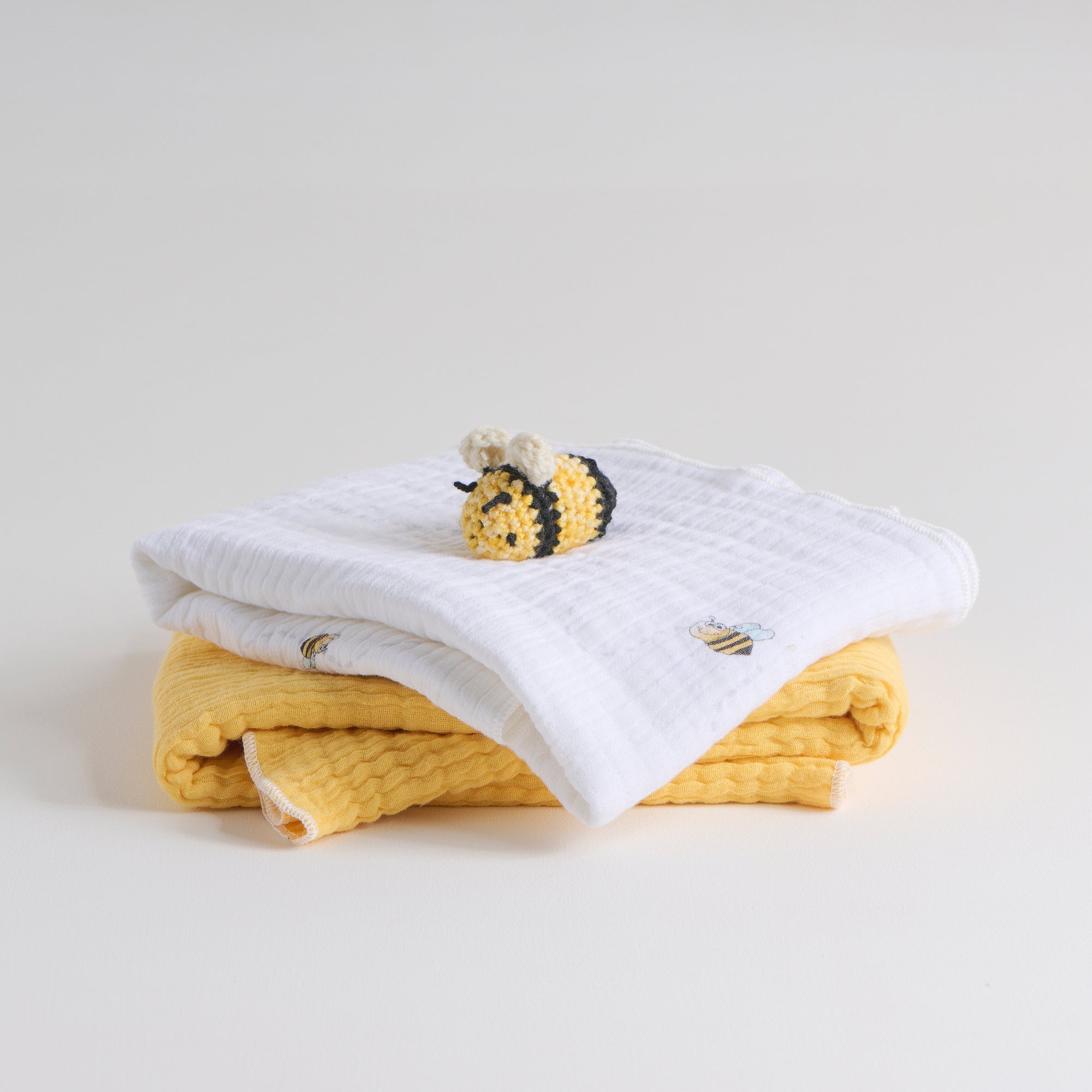 Bee-Loved Baby bath towel - set of 2