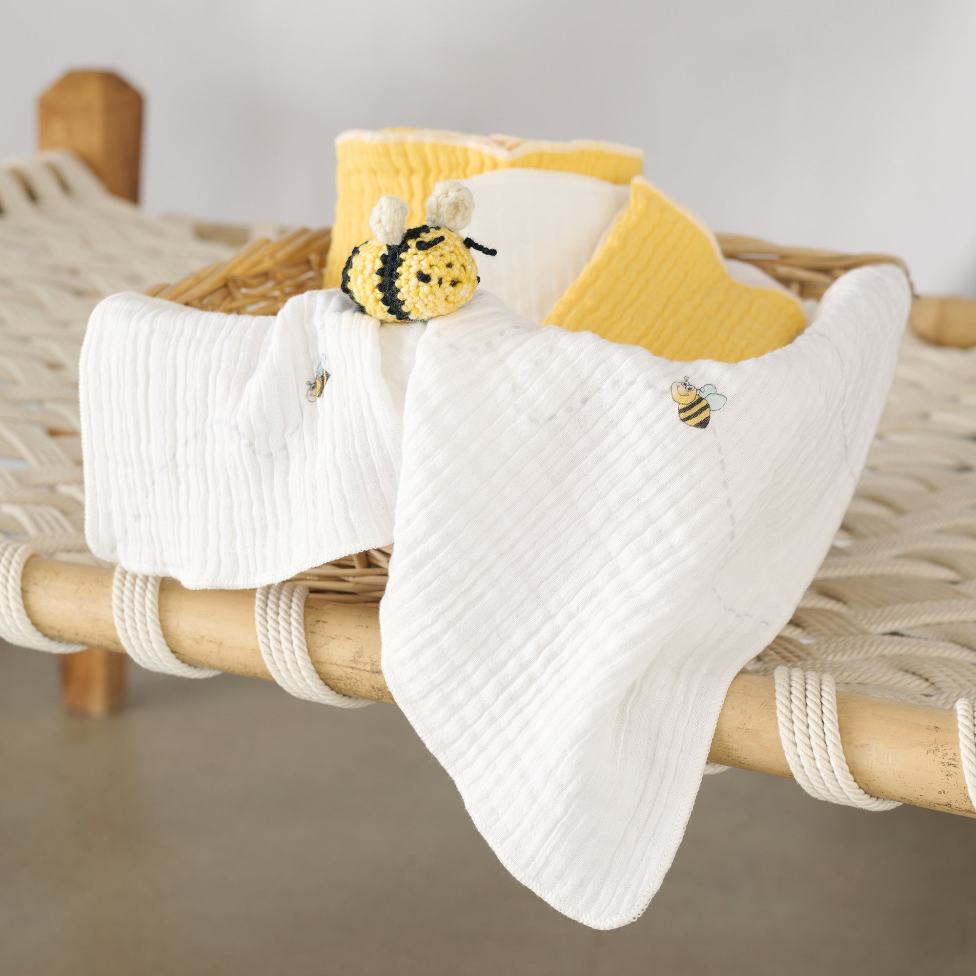 Bee-Loved Baby bath towel - set of 2